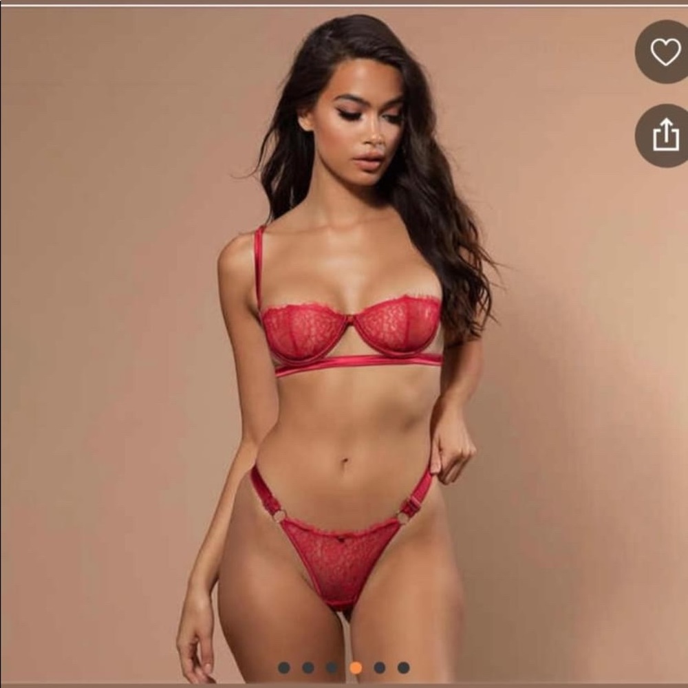 Lingerie bra and panties set